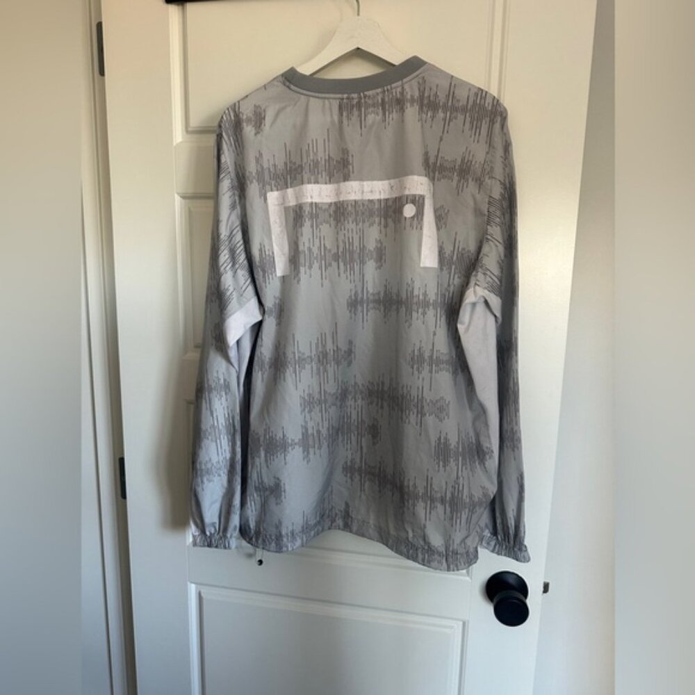 Gray Patterned Mens Sweatshirt - image 2